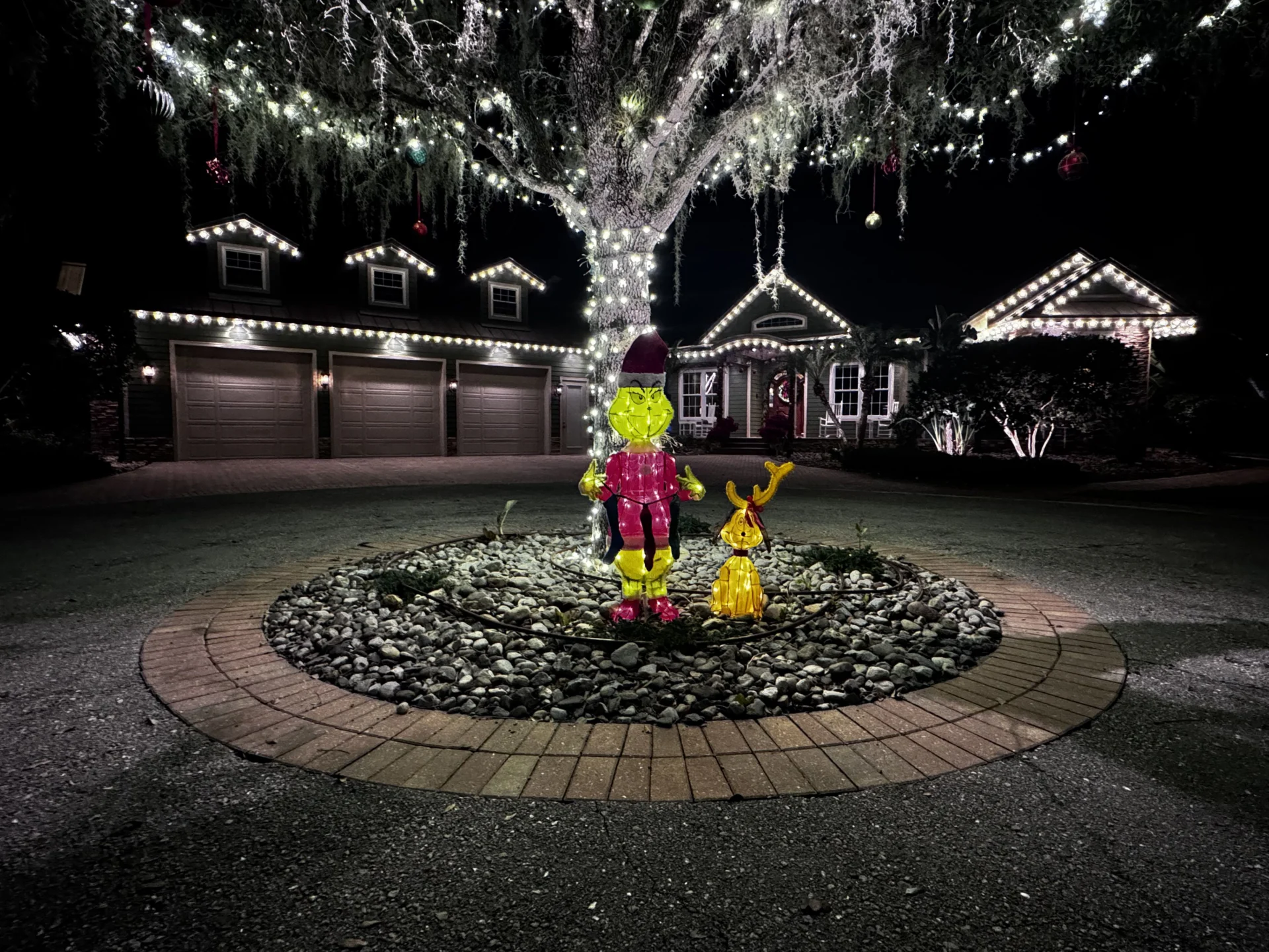 Christmas Light Installers Cape Coral FL